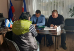 Денис Олейник совместно с прокурором Раздольненского района Вячеславом Черниковым провели выездной прием граждан в Ботаническом сельском поселении