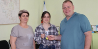 Жительница Раздольненского района, из числа детей-сирот и детей, оставшихся без попечения родителей стала собственницей жилья - Раздольненский район