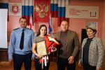 В Раздольненском районе вручили ключи от квартир жителям из числа детей-сирот