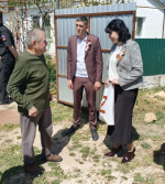 В Раздольненском районе поздравили тружеников тыла и узников концлагерей с 81-й годовщиной Великой Победы